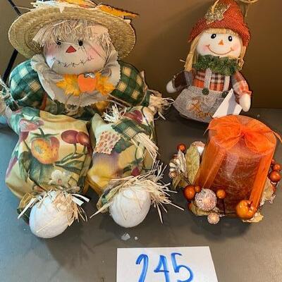 Lot 245 - Fall decor