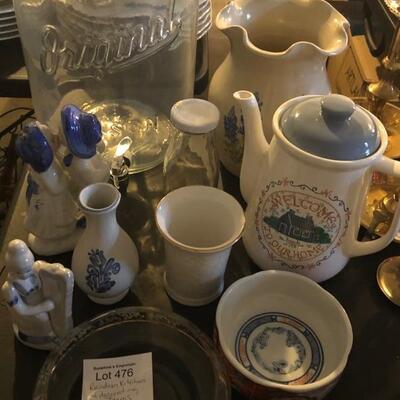 11 Random Kitchen and vintage Decorative items