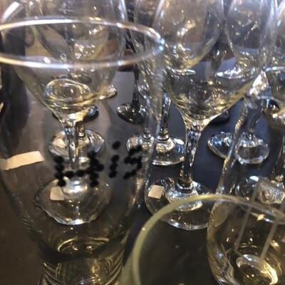 34 Pieces of Glassware, Bar ware, Wine Glasses