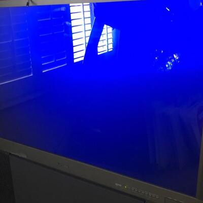 Mitsubishi HD1080 55in TV