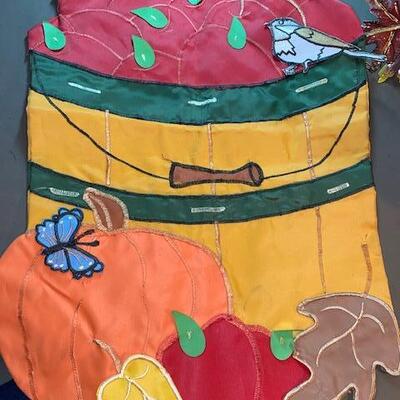Lot 248 - Fall Decor