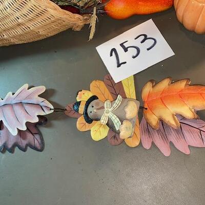 Lot 253 - fall decor