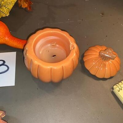 Lot 253 - fall decor