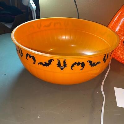 Lot 259 - halloween lot