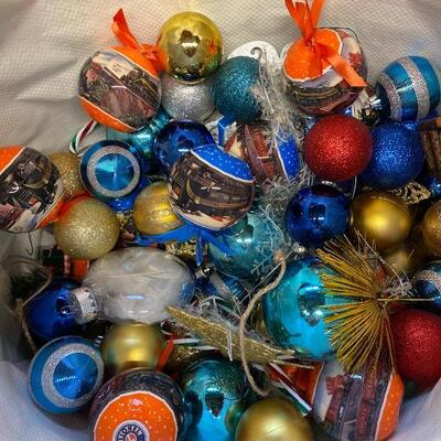 Lot 46: Christmas Essentials 