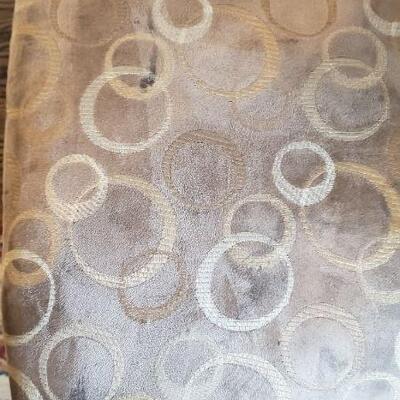 Lot 66: Amisco Pub Table Set