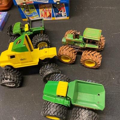 Lot 74: Toy lot