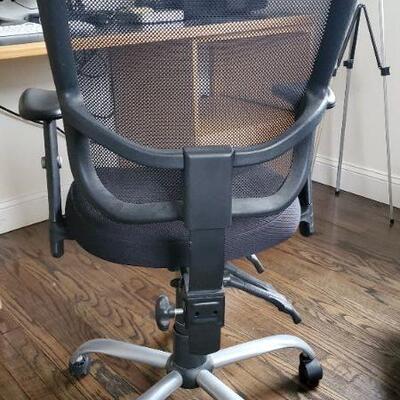 Lot 113:  Office Chair