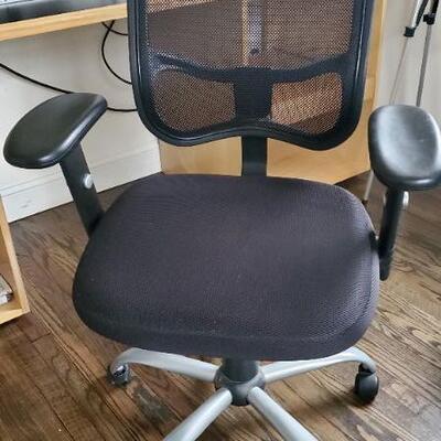 Lot 113:  Office Chair
