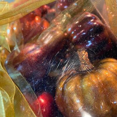 Lot 273 - fall decor