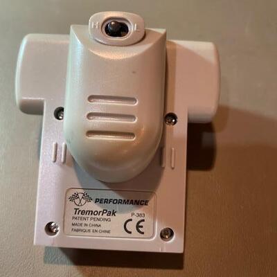 Lot 292 - Nintento 64 Tremor Pak 
