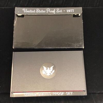Lot 26 - 1977 S Coin Proof Set