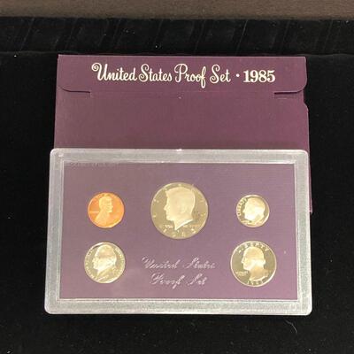 Lot 32 - 1985 S Coin Proof Set