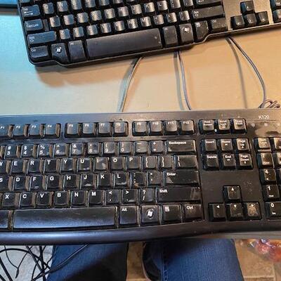 Lot 308 - Keyboard Lot