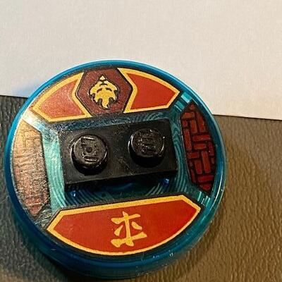 Lot 337 -  Lego Dimensions game piece