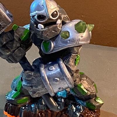 Lot 360 - Activision Skylander Character