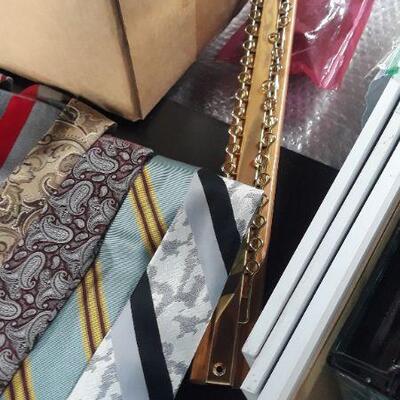 Ties & Tie Rack