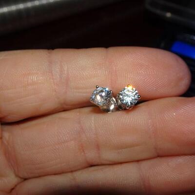 Sterling Silver 925 Post Cubic Zirconia Earrings, Perfect for your Little Ones, Childs Beginner Earrings - these are brilliant 