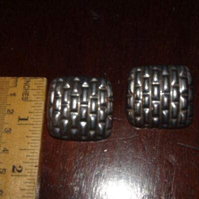 Vintage Mexico Sterling Silver Chunky Puffy Square Basket weave Clip On Earrings 925-24g