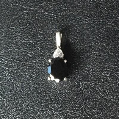 Sterling .925 Pendant with Sapphire Style Stone 2g