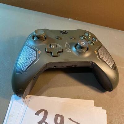 Lot 387 -XBox One Wireless controller