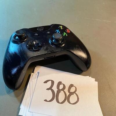 Lot 388 -XBox One Controller wireless
