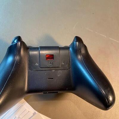 Lot 388 -XBox One Controller wireless