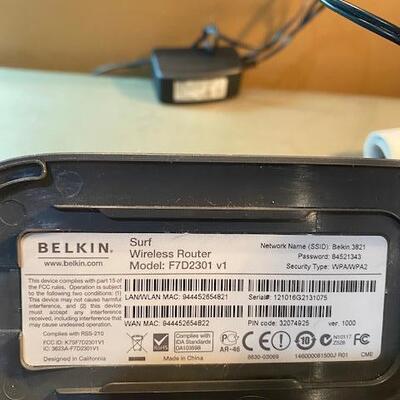 Lot 396 - wireless router