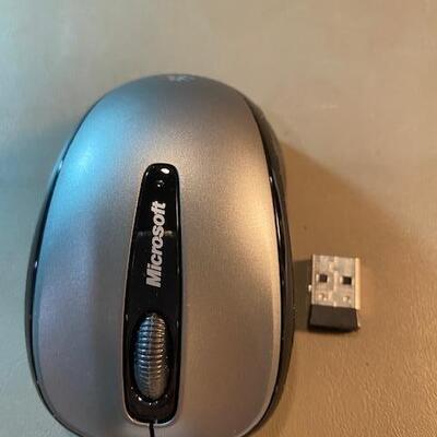 Lot 399 - Wireless Mouse