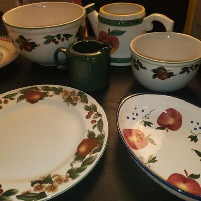 Apple Dish Decor