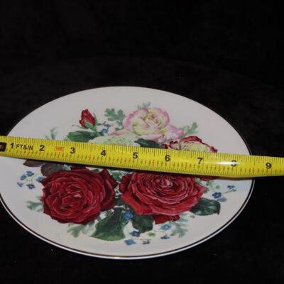 Collectors rose plate