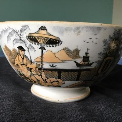 Antique Dutch Petrus Regout & Co. Maastricht Pajong Pattern Ceramic Large 8â€ Bowl