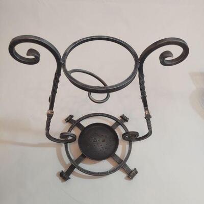 11 - Self-Serving Decanter