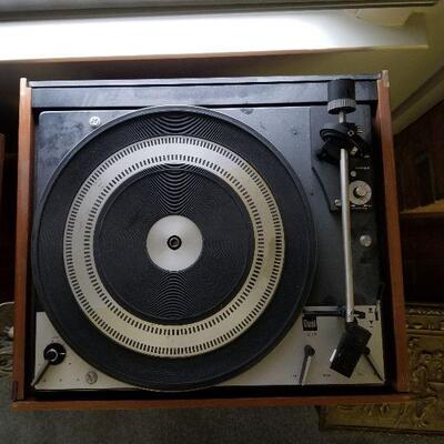 13 - DUAL CV-120 Hi-Fi Stereo & Amplifier