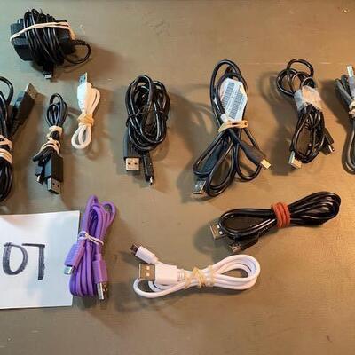 Lot 407 - Cord Lot