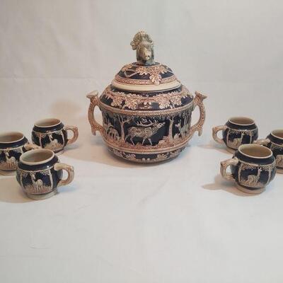 20 - German Wildlife Punch Bowl Set