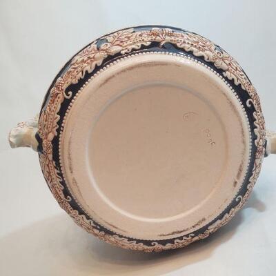 20 - German Wildlife Punch Bowl Set