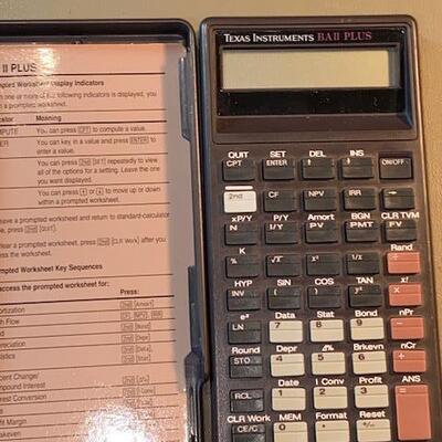 Lot 416 - graphing calculators