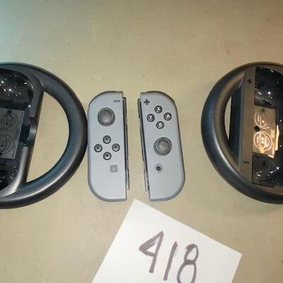 Lot Nintendo Switch controllers