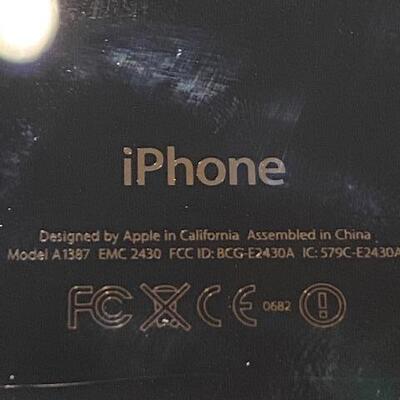 Lot 422 - iPhone 4S