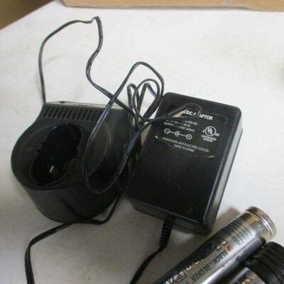 Lot 43 - Coleman Drill & Batteries 