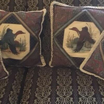 B500 Lot of Waterfowl Pillows