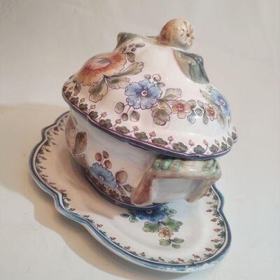 32 - Soup Tureen and Undertray