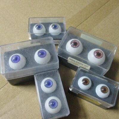 Lot 47 - Glastic Realistic Acrylic Doll Eyes