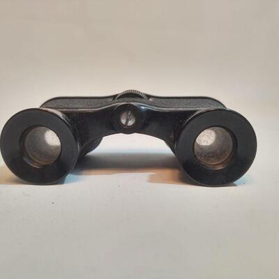31 - Opera Glasses