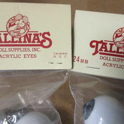 Lot 60 - Tallina's Doll Supplies Acrylic Eyes