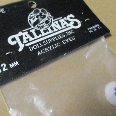 Lot 61 - Tallina's Doll Supplies Acrylic Eyes