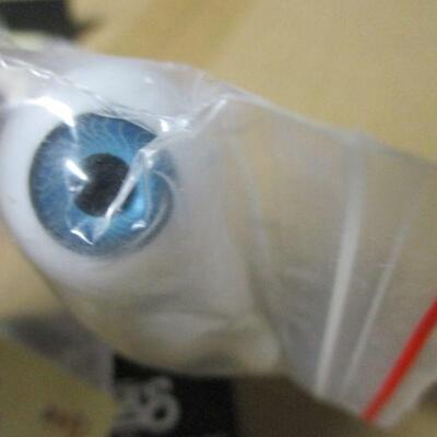 Lot 61 - Tallina's Doll Supplies Acrylic Eyes
