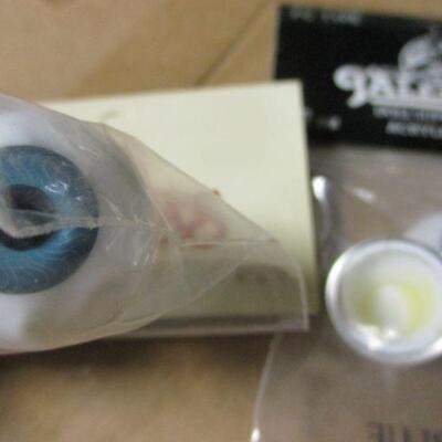 Lot 61 - Tallina's Doll Supplies Acrylic Eyes