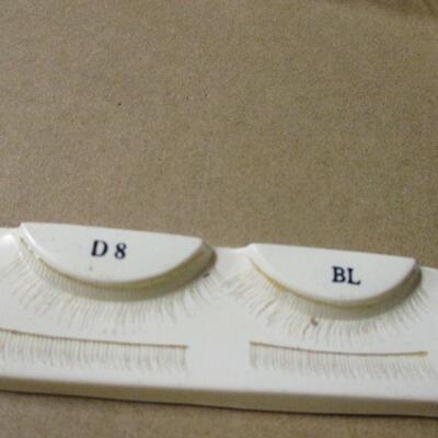 Lot 62 - Tallina's Doll Supplies Acrylic Eyes & Glastic - Eyelashes 